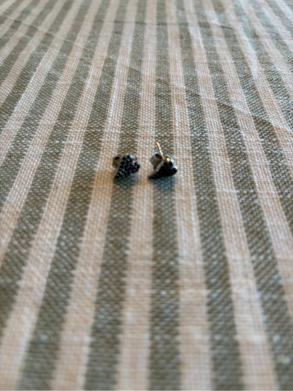 Jennifer Miller small Black stone  earrings